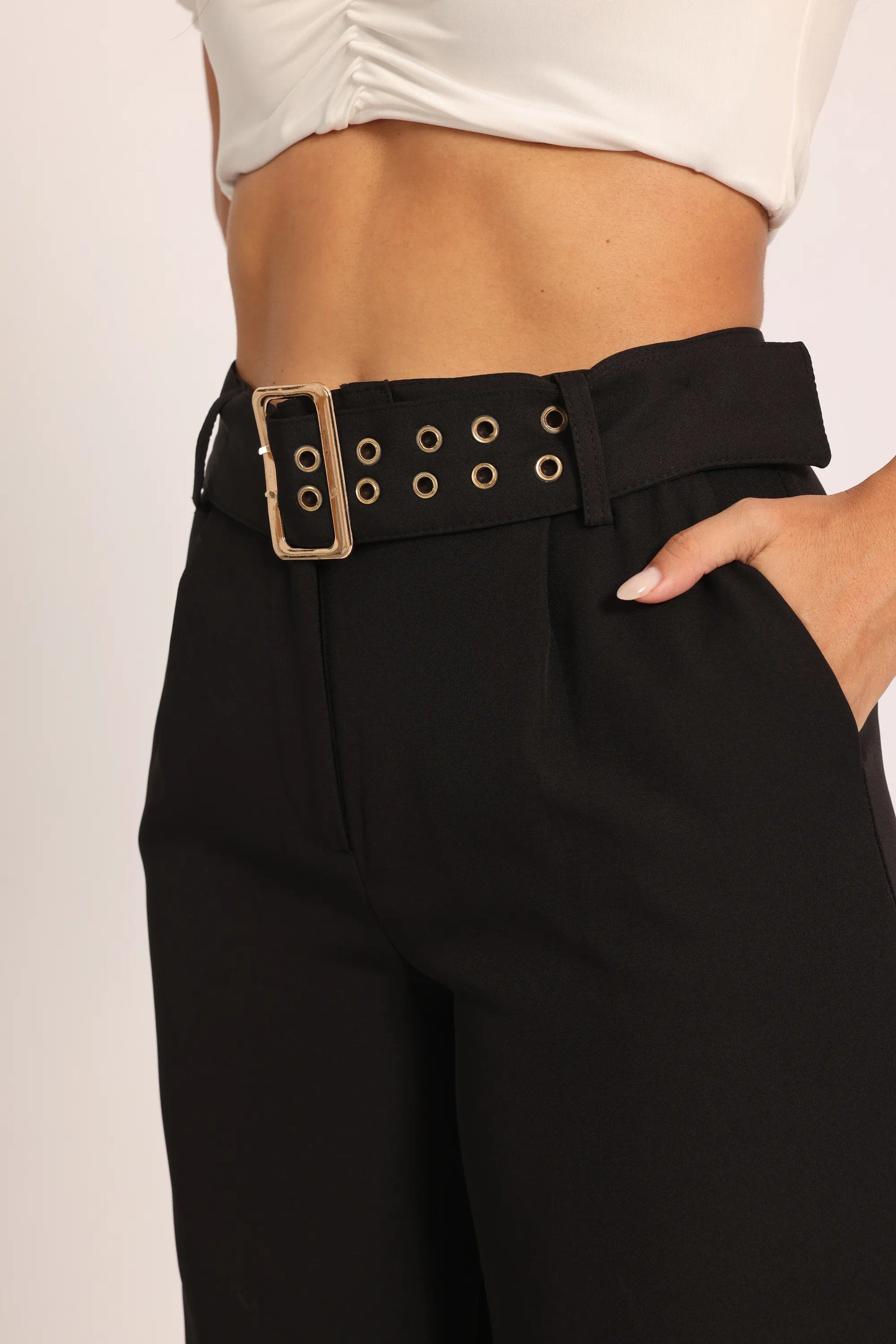 Gold-Ring Waist Pants - Black