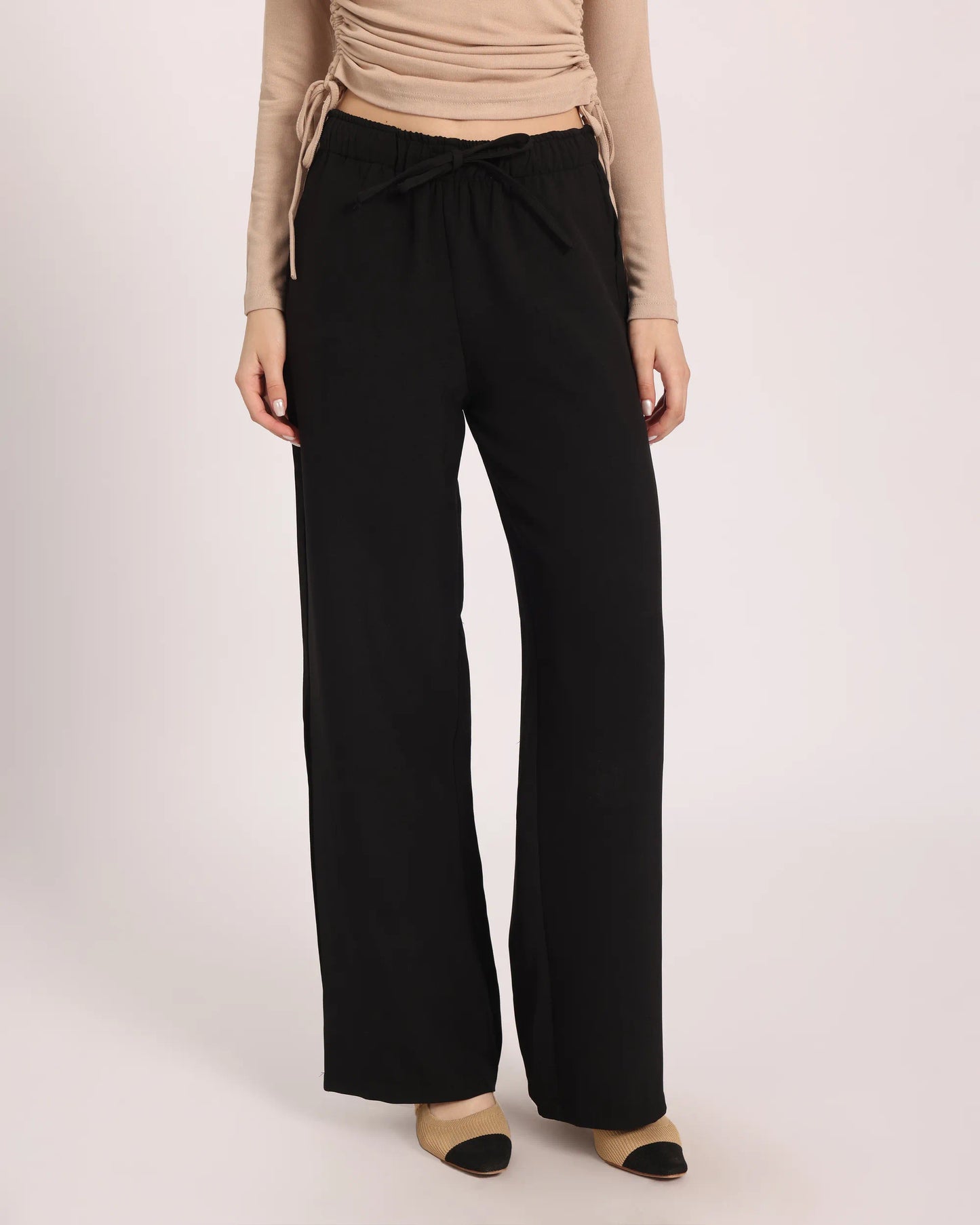 The Relaxed Lounge Wide-Leg Trousers - Black