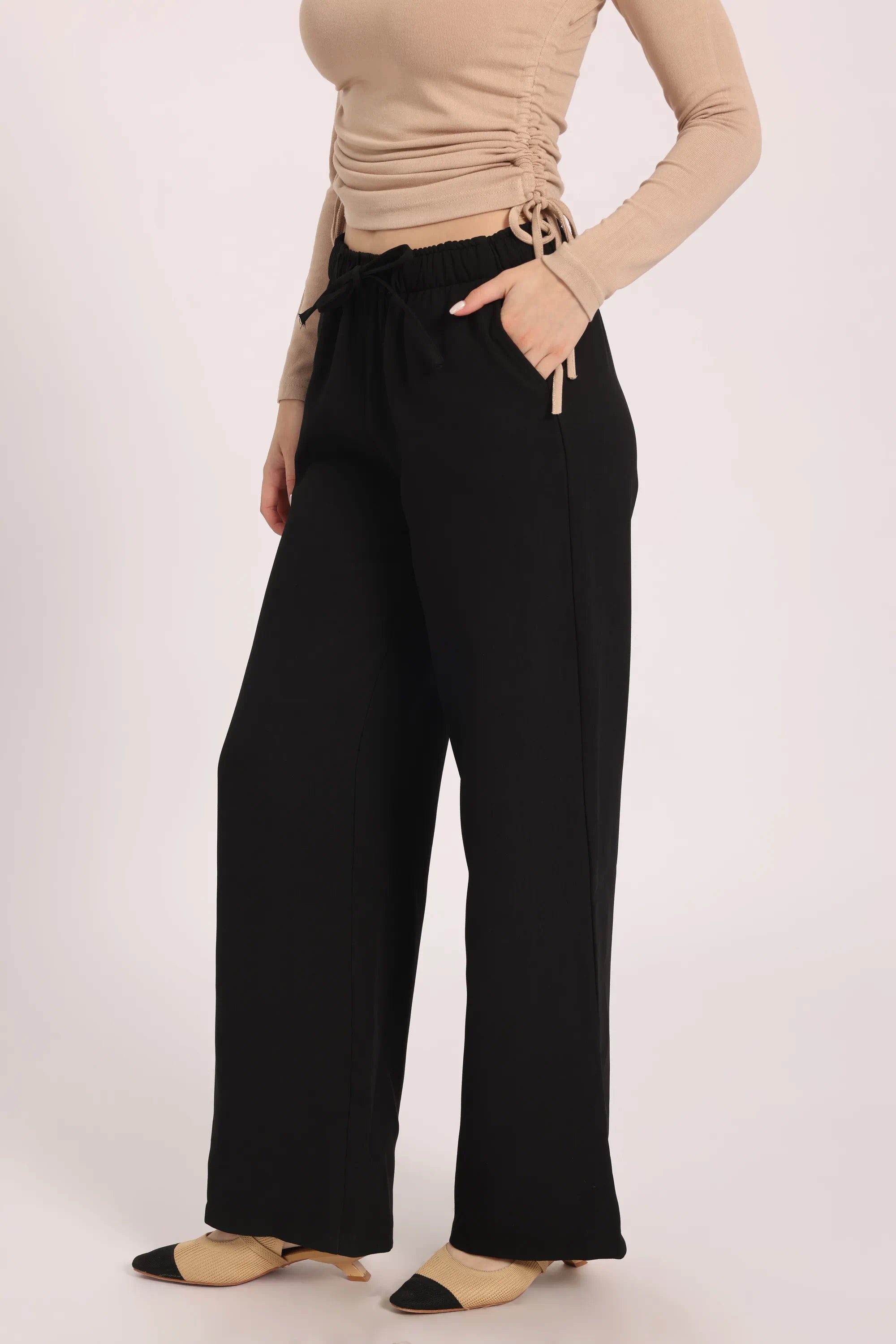 The Relaxed Lounge Wide-Leg Trousers - Black