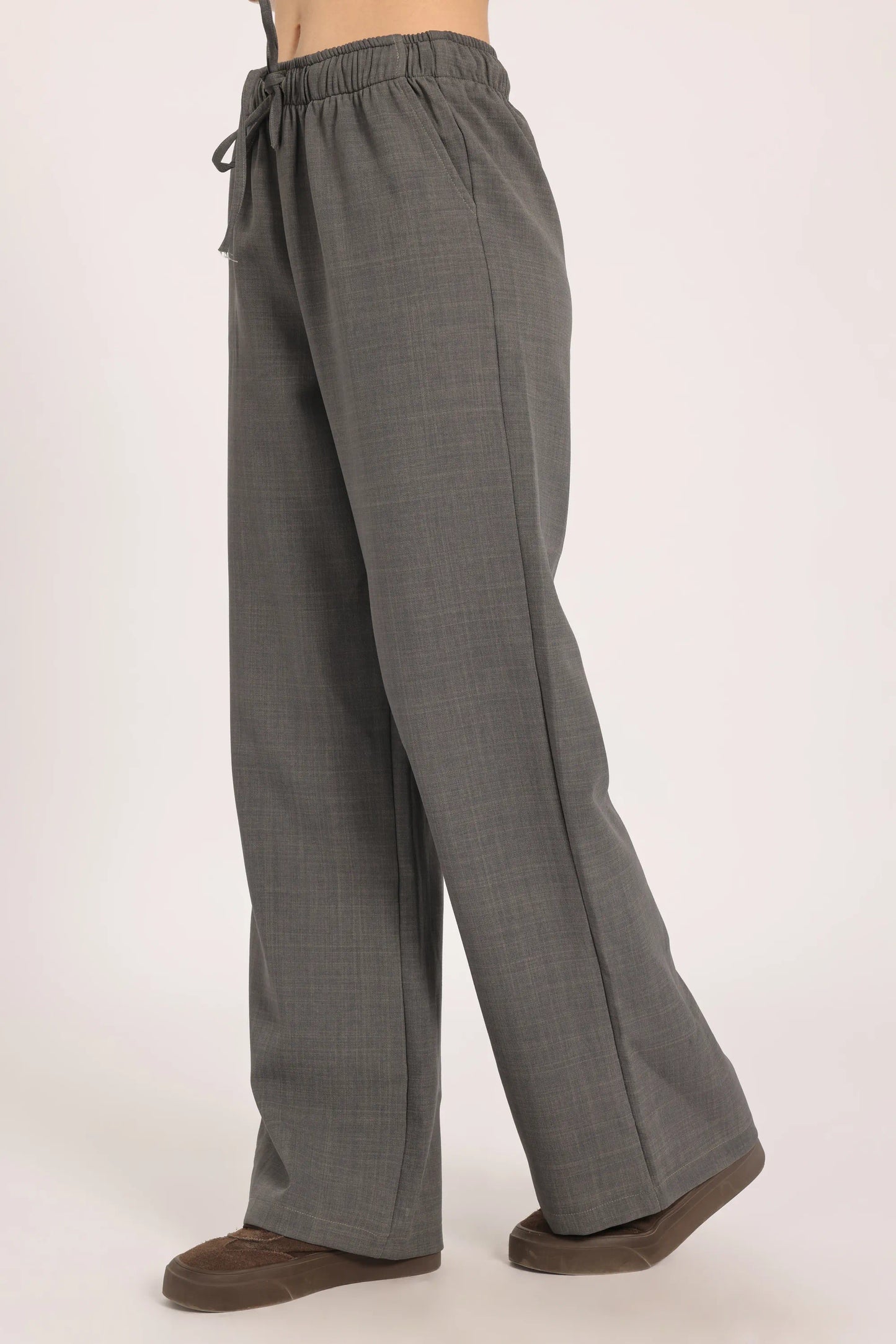 The Relaxed Lounge Wide-Leg Trousers - Gray