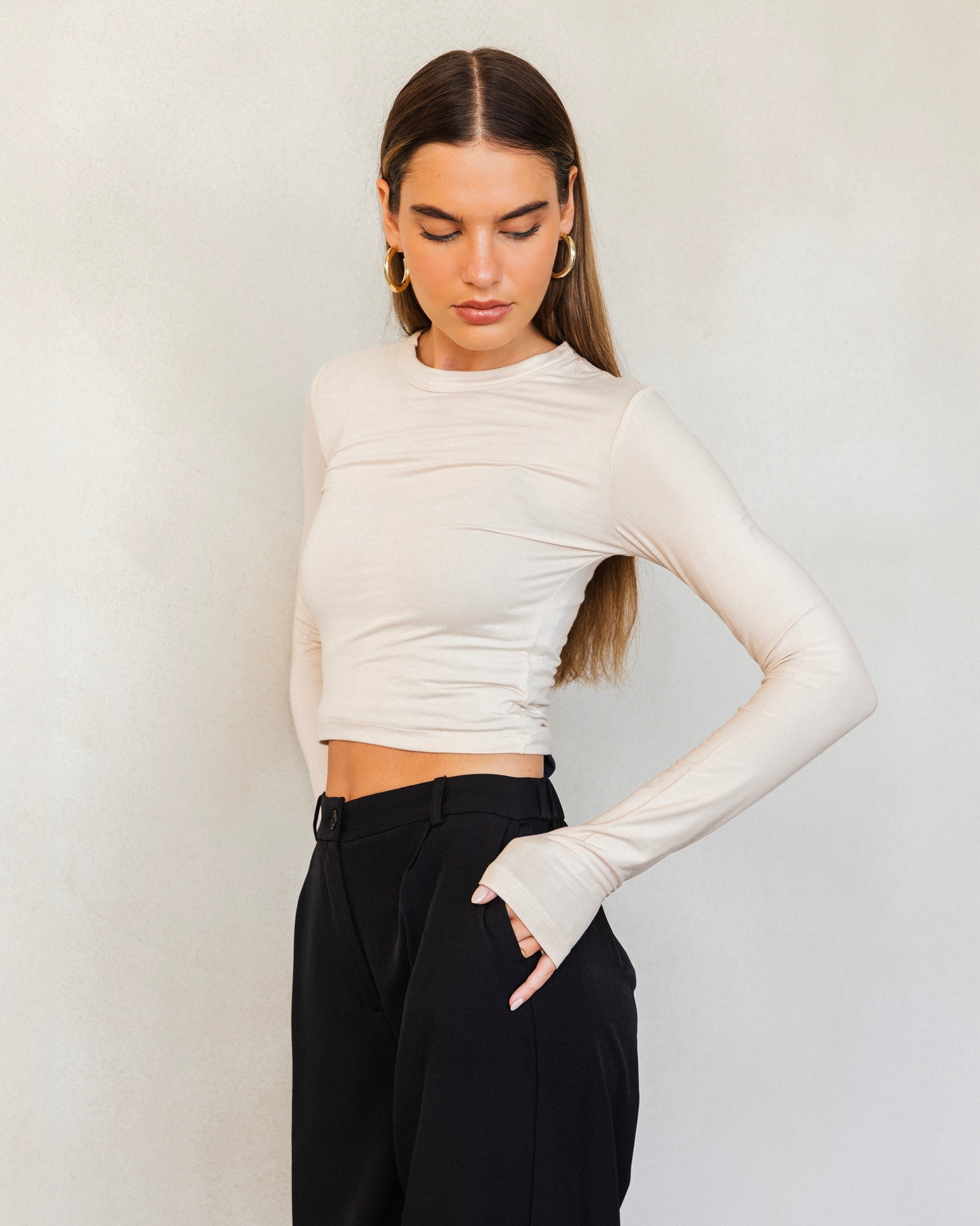 Long sleeves cropped basic top