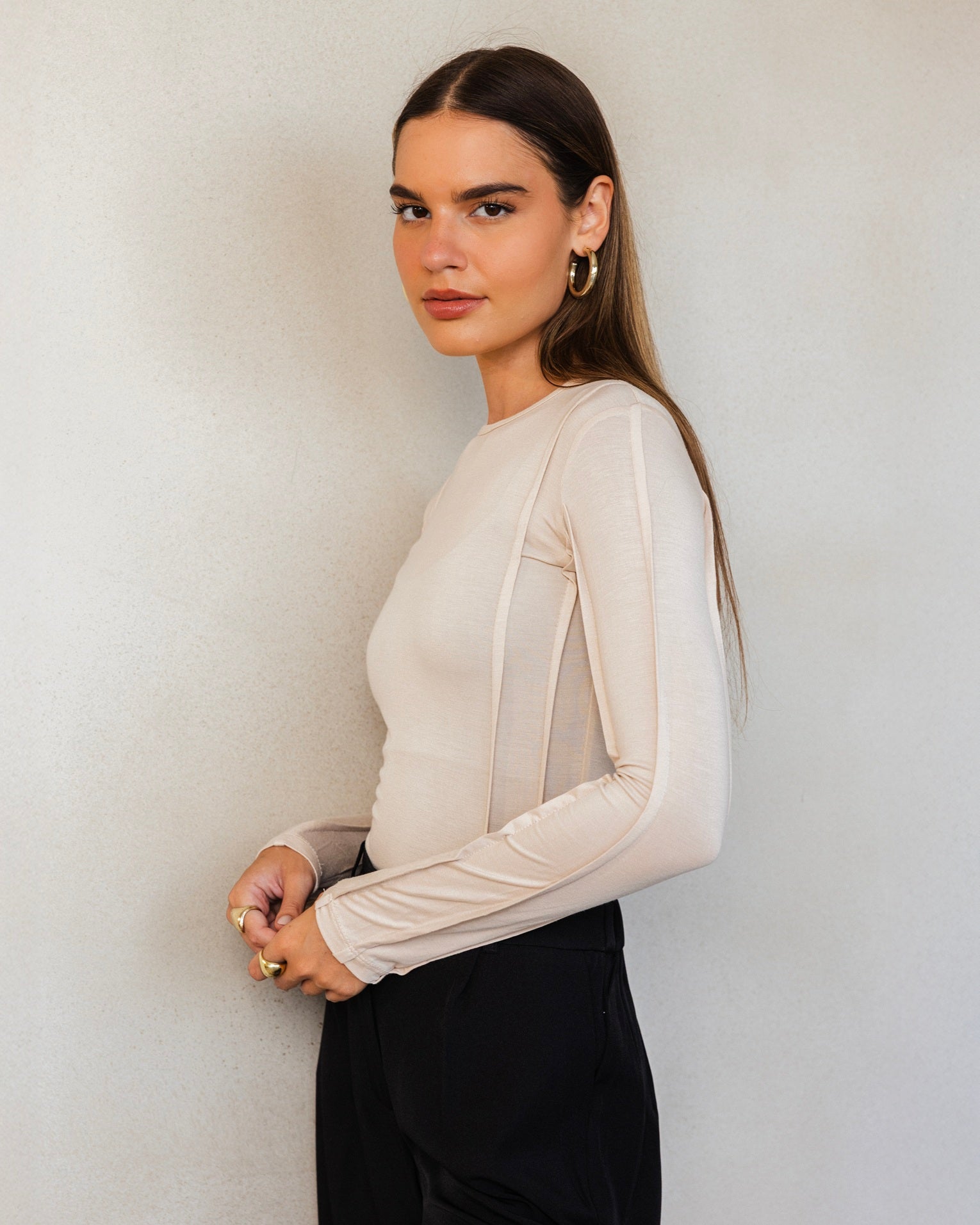 Streamline top