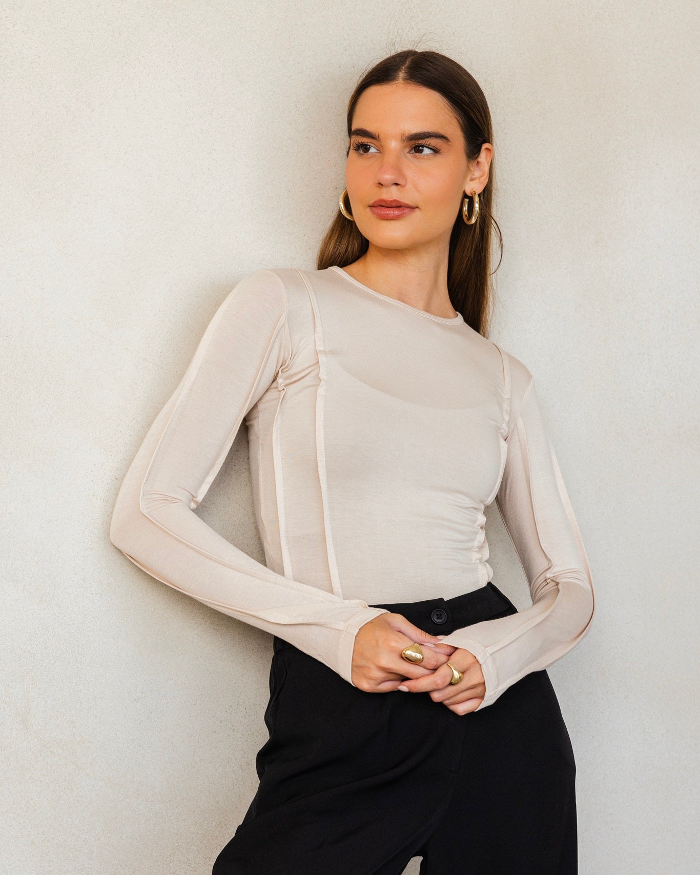 Streamline top