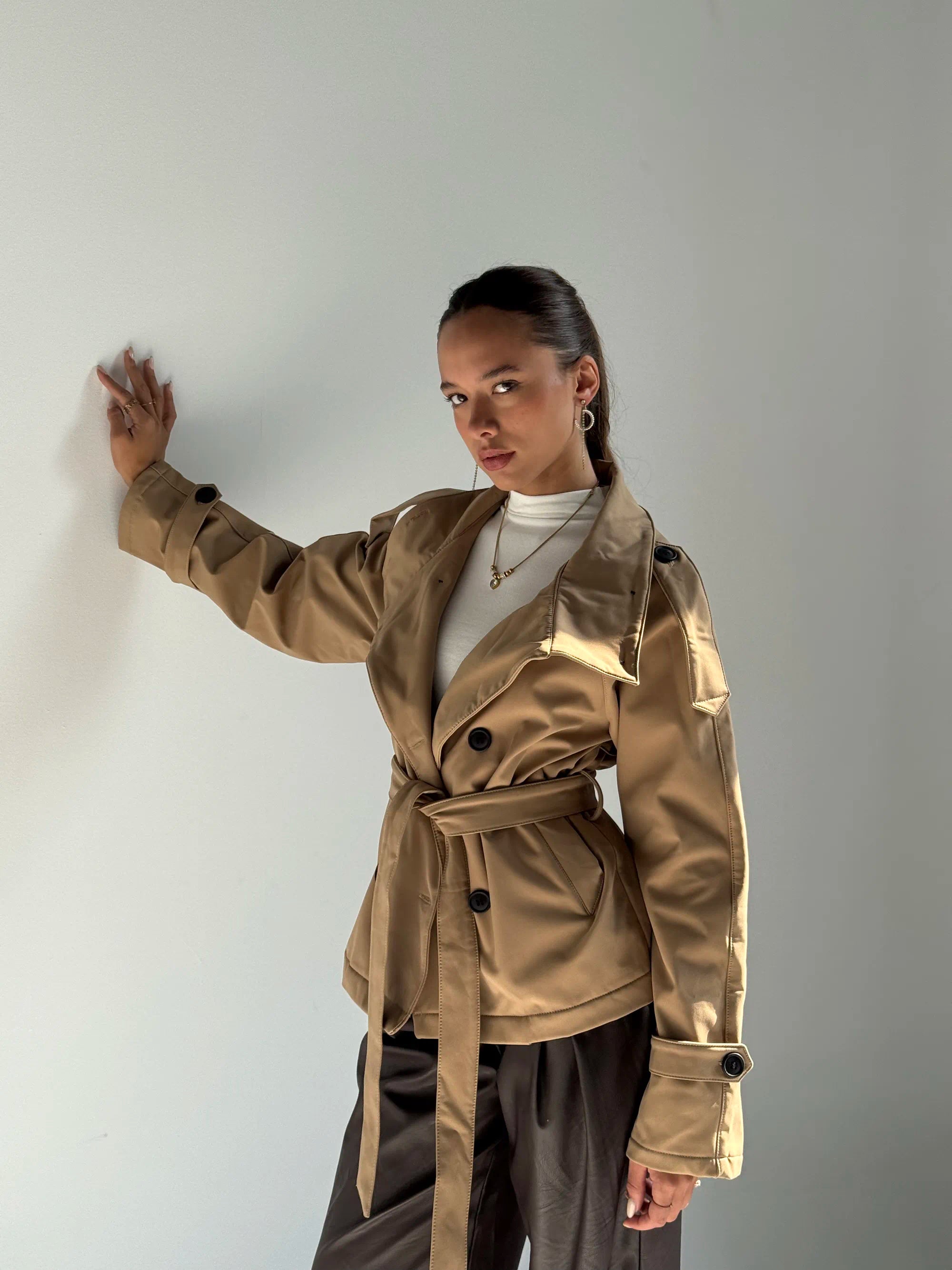 Belted Utility Jacke