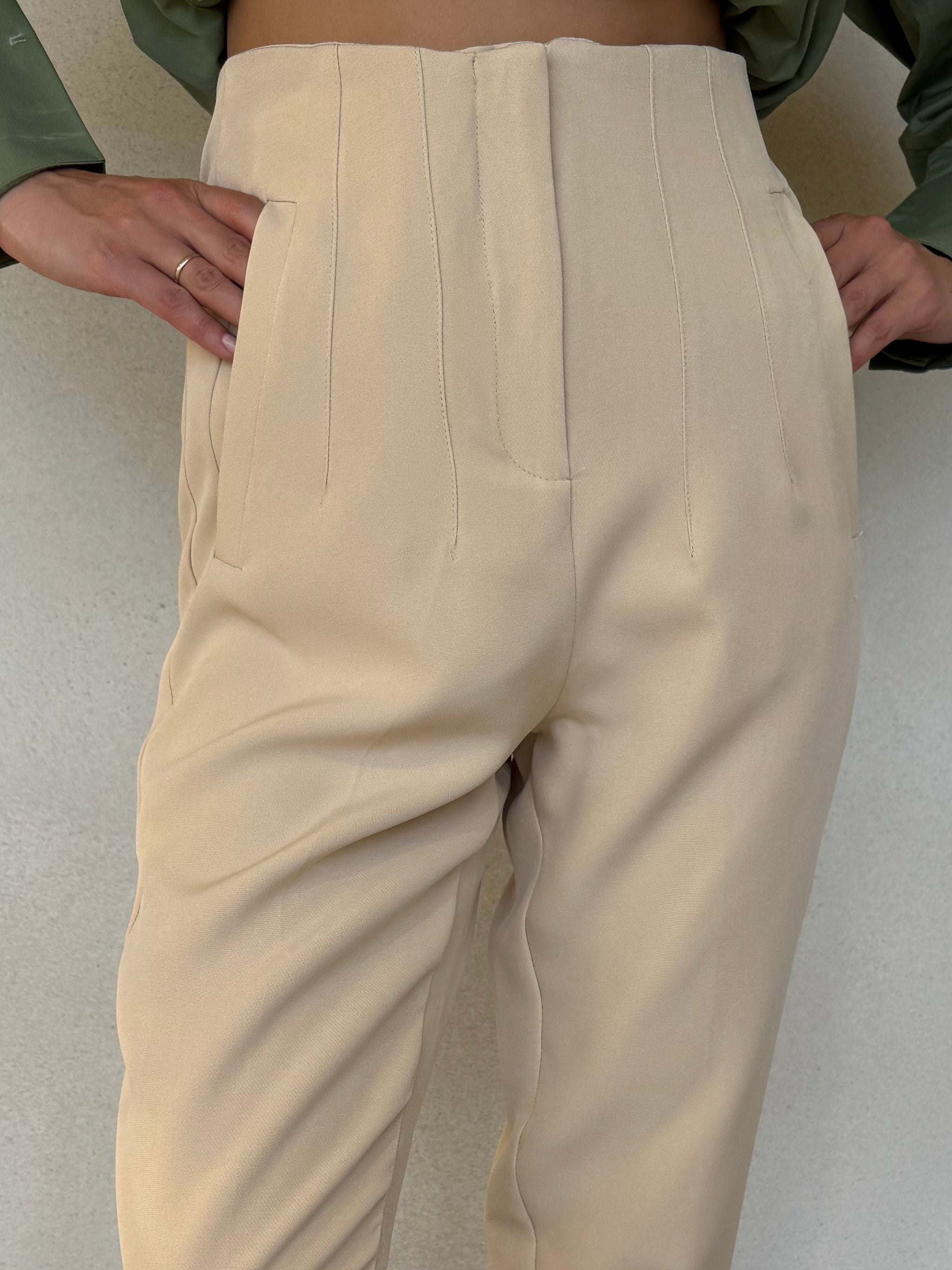 High Waist Pleat Pant