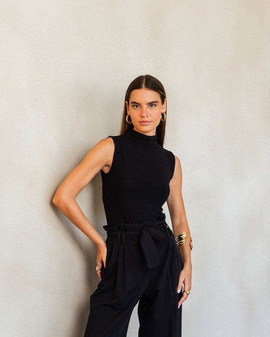 Elegant basic top